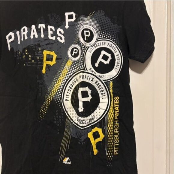 PITTSBURGH PIRATES SIZE SMALL T-SHIRT - Picture 2 of 4